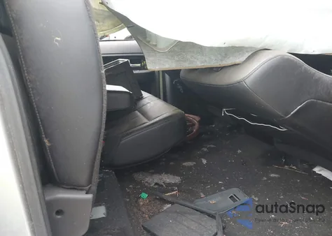 2011 Ford F-150 Lariat/Platinum/Harley-Davidson/Lariat Limited z USA, uszkodzony, nr VIN 1FTFW1E63BFA99733